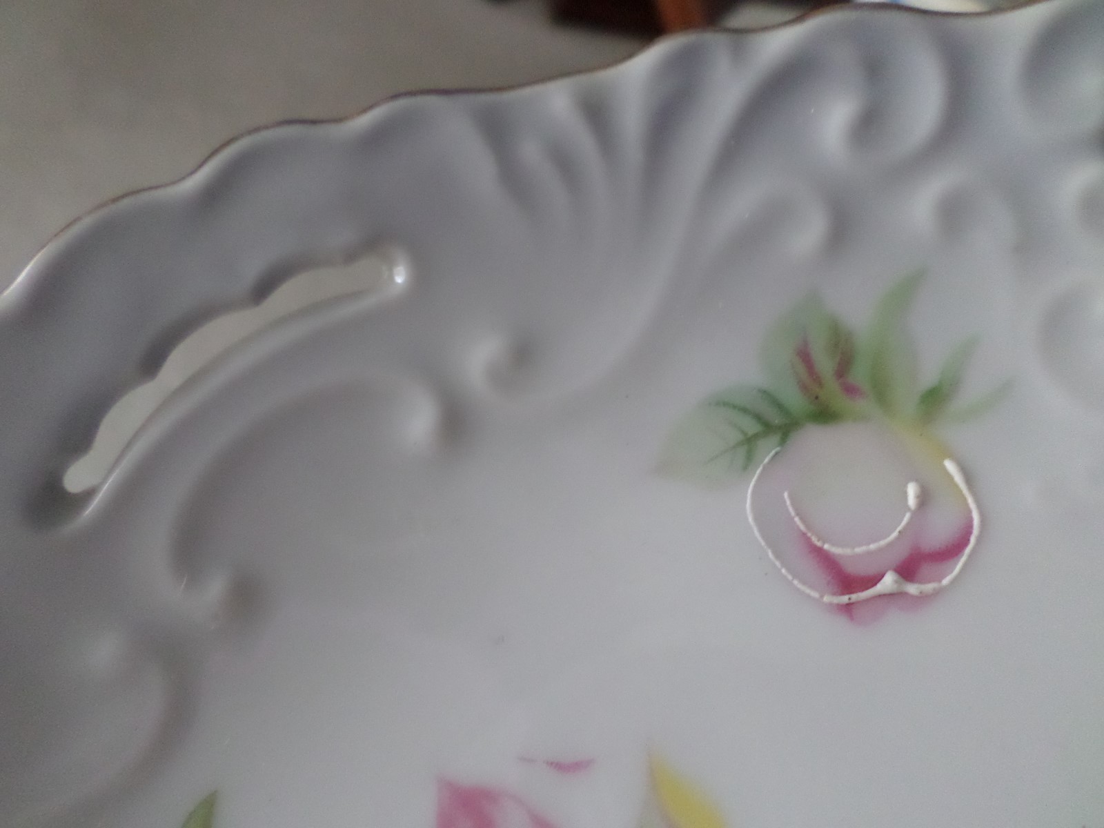 VINTAGE DRESDEN FLOWER PLATE