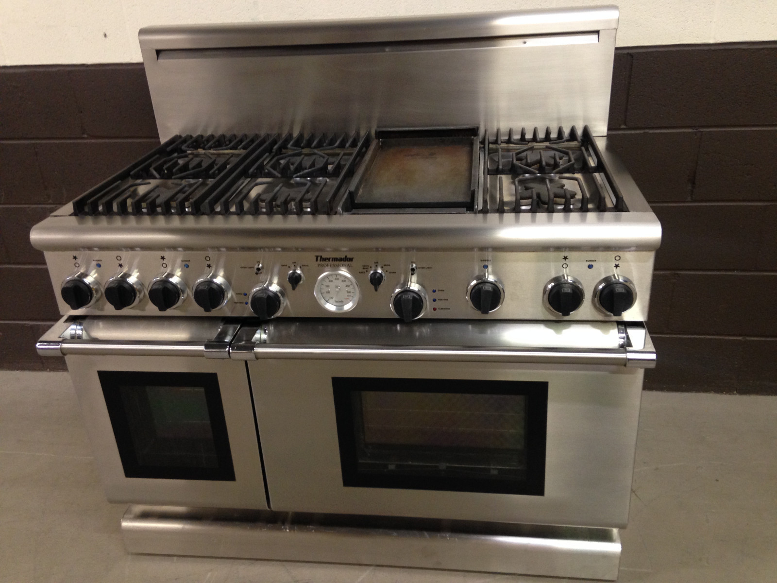 Thermador Pgr486gdzs 48 Gas Pro Grand Range 6 Burners Griddle