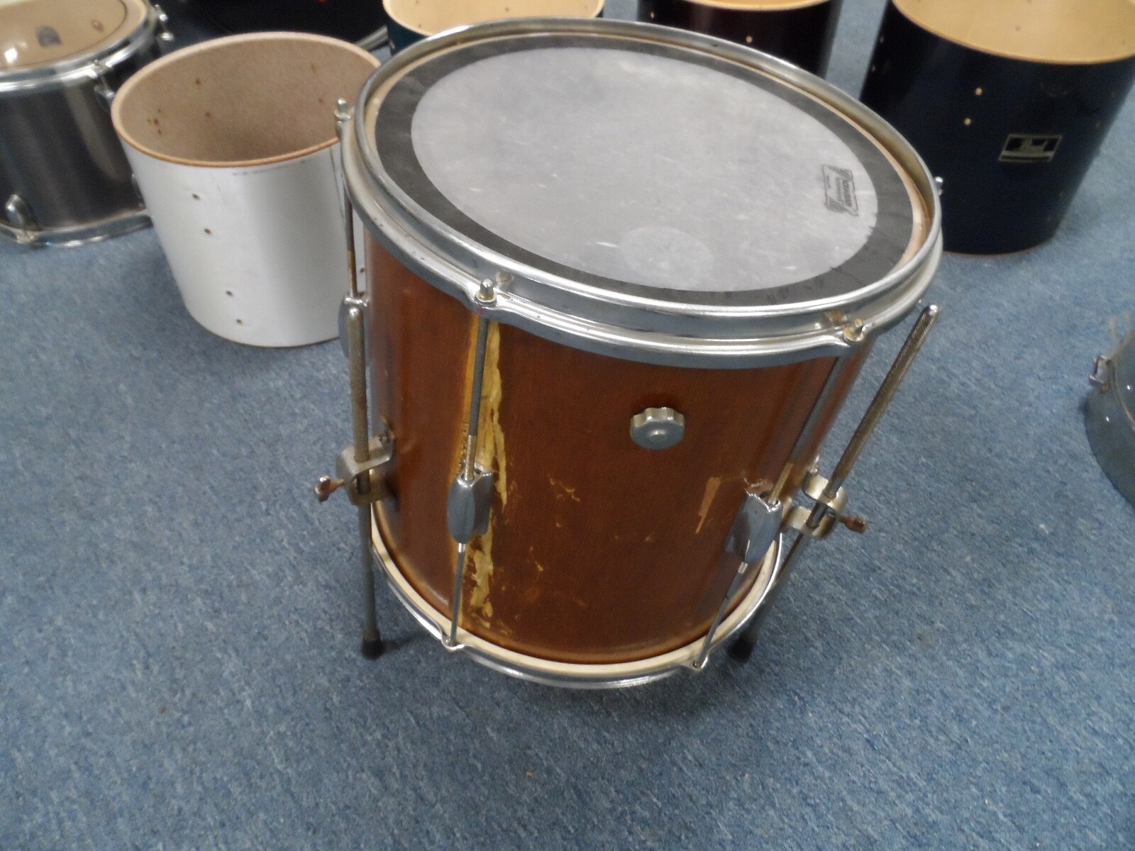 Slingerland 14 dia by 14 floor tom drum brown lacquer 70's USA
