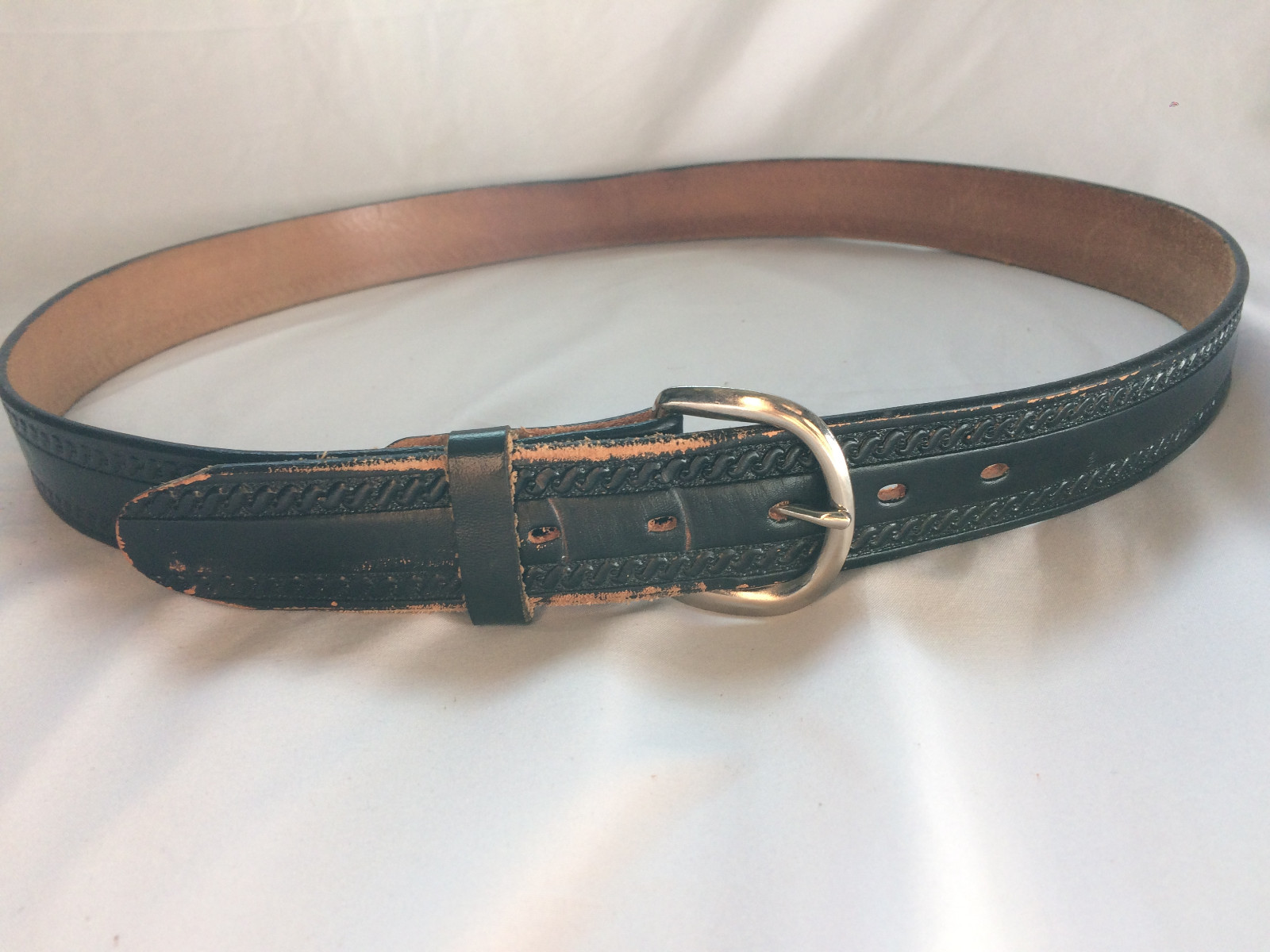 Vintage Leather Belt Black Western Biker motorcycle Hippie Cowboy tooled vtg 44