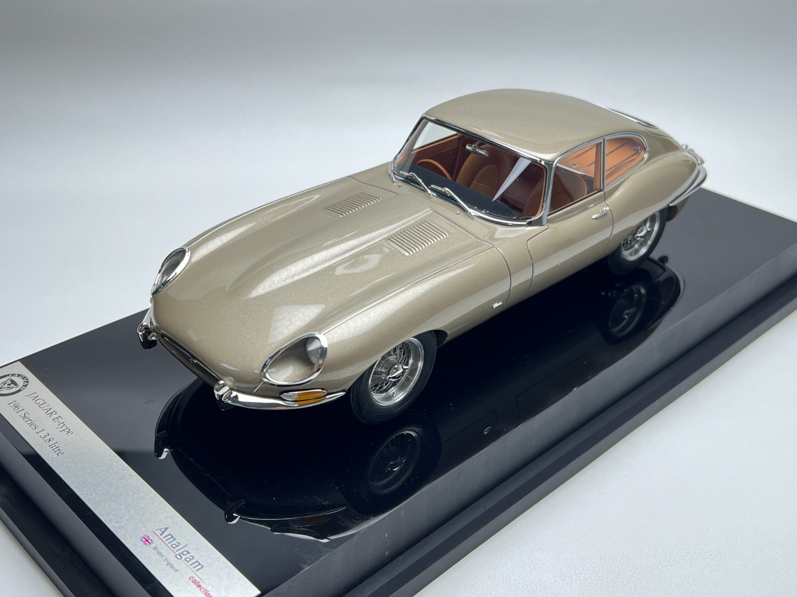 Boutique 1/18 Amalgam Jaguar E-type Coupe Resin Model Car | eBay
