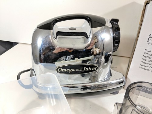 Omega 8006 Nutrition Center Juice Extractor Heavy Duty Rugged Built To Last