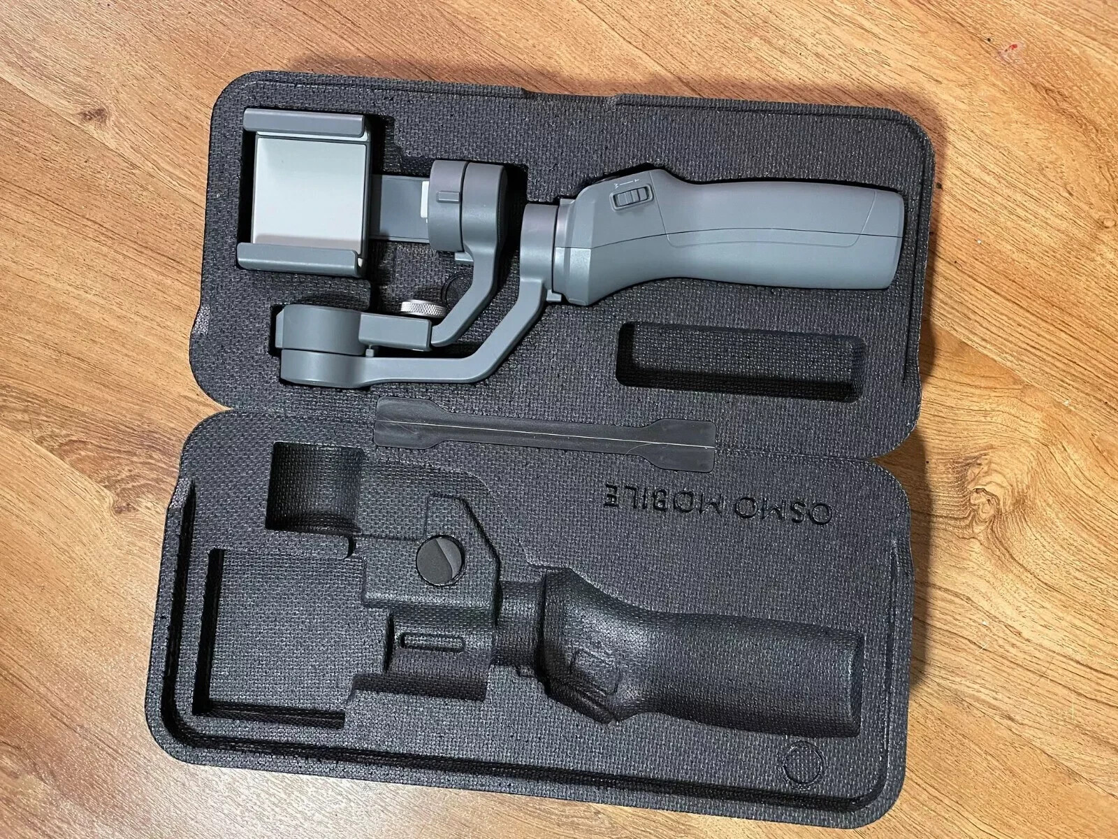 DJI OSMO MOBILE2（OM170） DJI OSMO Mobile 2 Handheld Smartphone Gray Model OM170 w