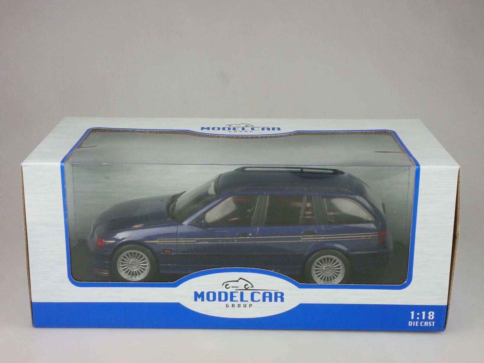 【激レア】BMW ALPINA B3 ミニカー 1/18 ブルー ミニチュアカー BMW ALPINA B3 ツーリング(G21) ALPINA ブルー 1