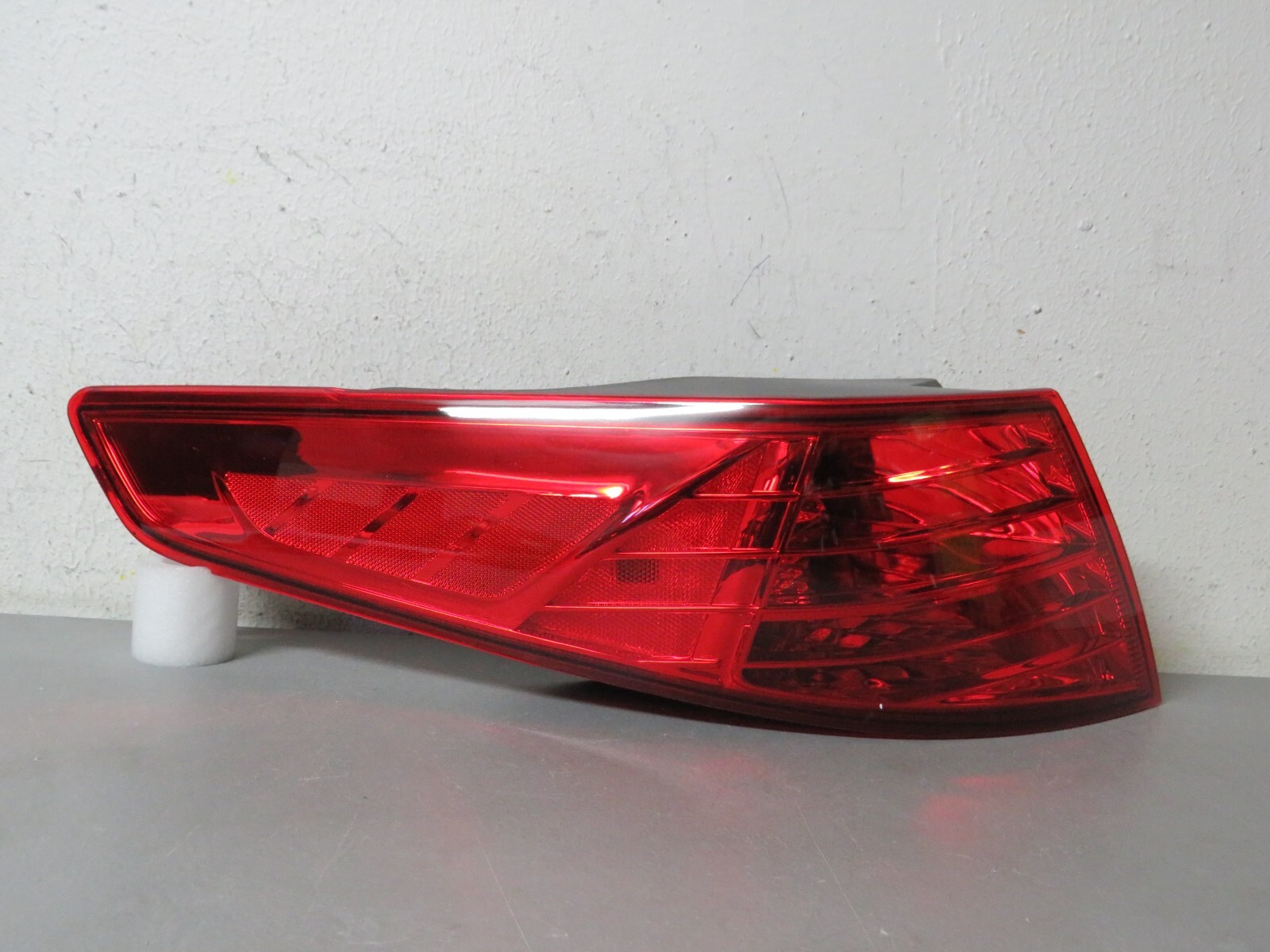2012 2013 KIA OPTIMA LEFT SIDE  TAIL LIGHT