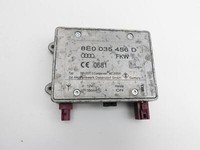 Audi A4 8K B8 QU 08-11 Antennenverstärker Weiche Antenne Audi A4 8K B8 QU 08-11 07.02.2008 8E0035456D gebraucht Vorschau 1