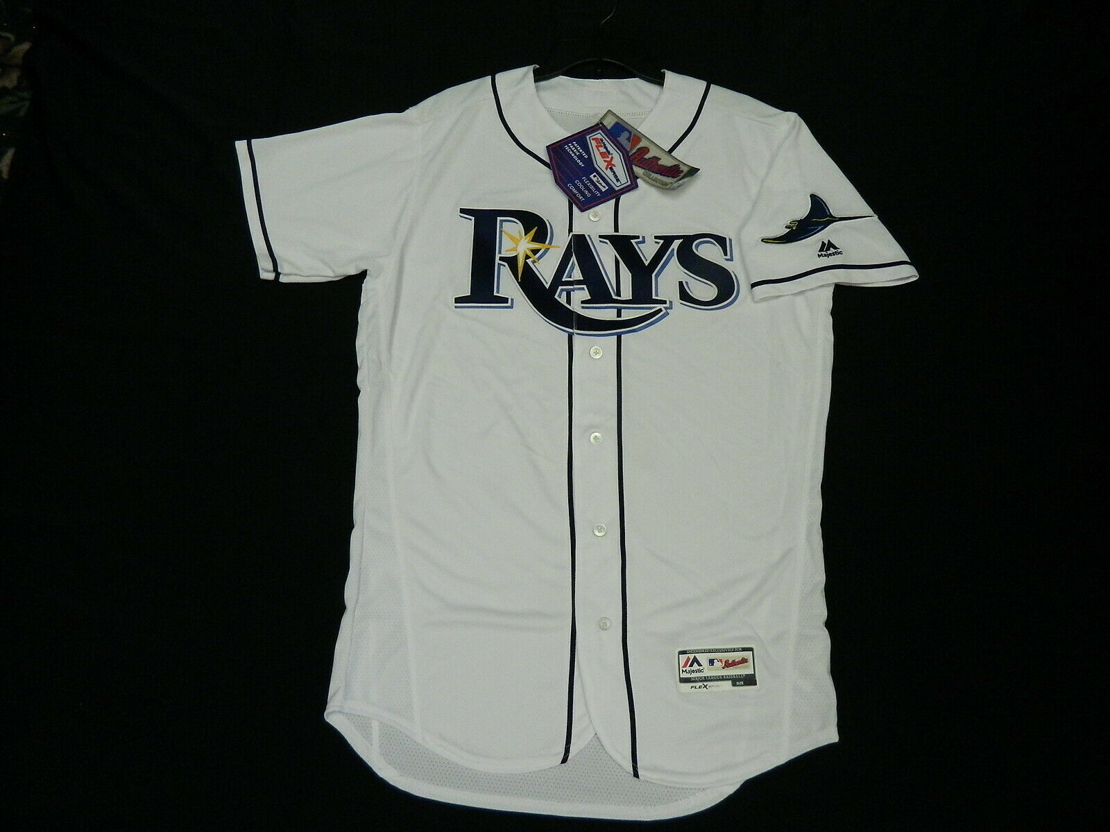 AUTHENTIC MAJESTIC SIZE 56 3XL, TAMPA BAY RAYS WHITE FLEX