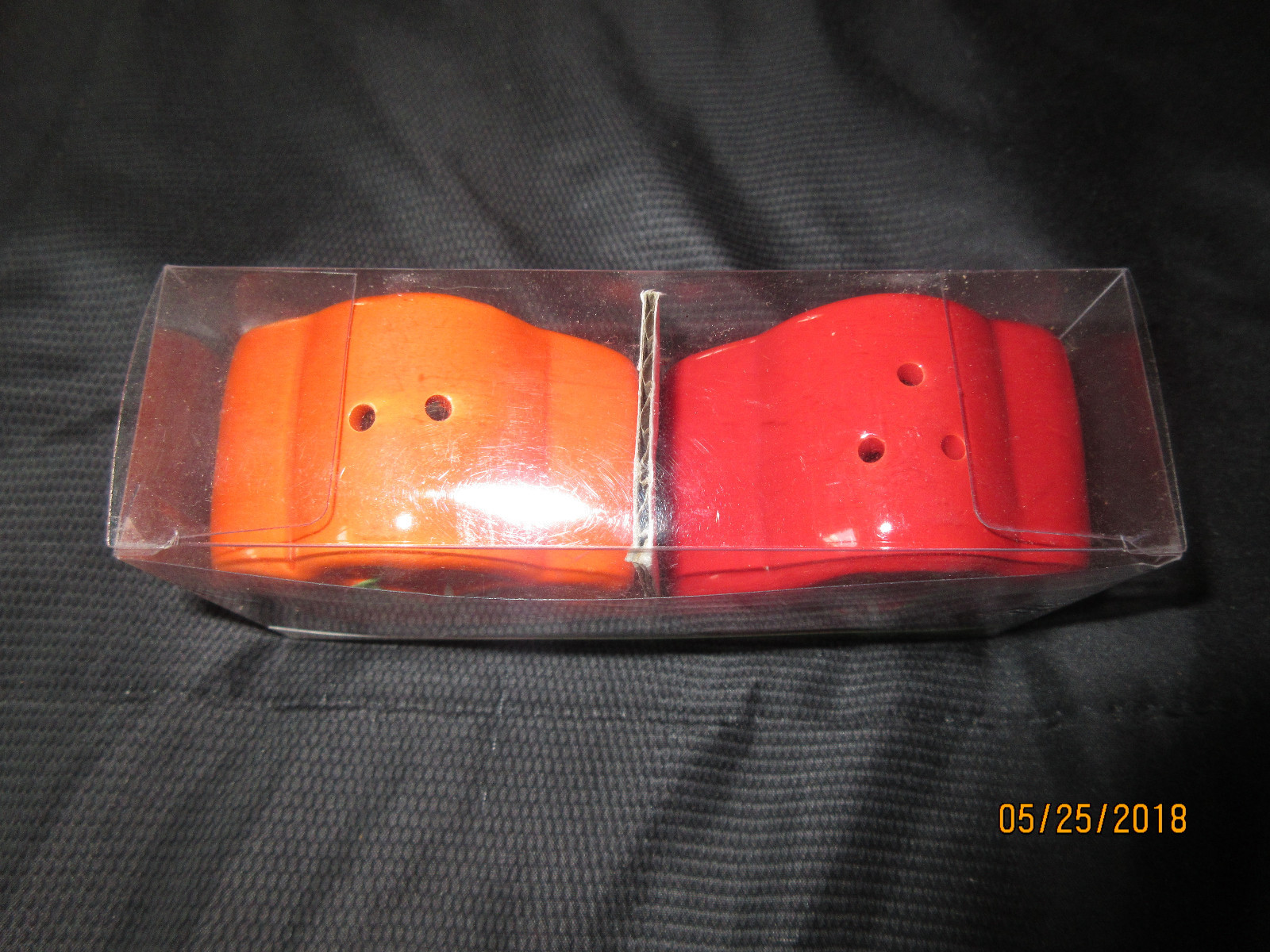 Salt & Pepper Shakers: True Living: Flowers: 2.25