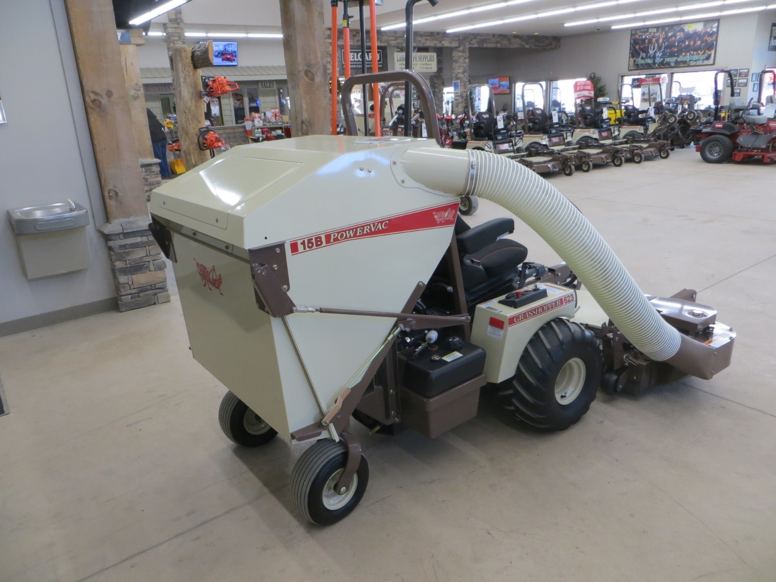 2018 Grasshopper 623T 52'' PF Deck 23HP Kohler Engine Collector Free Shipping