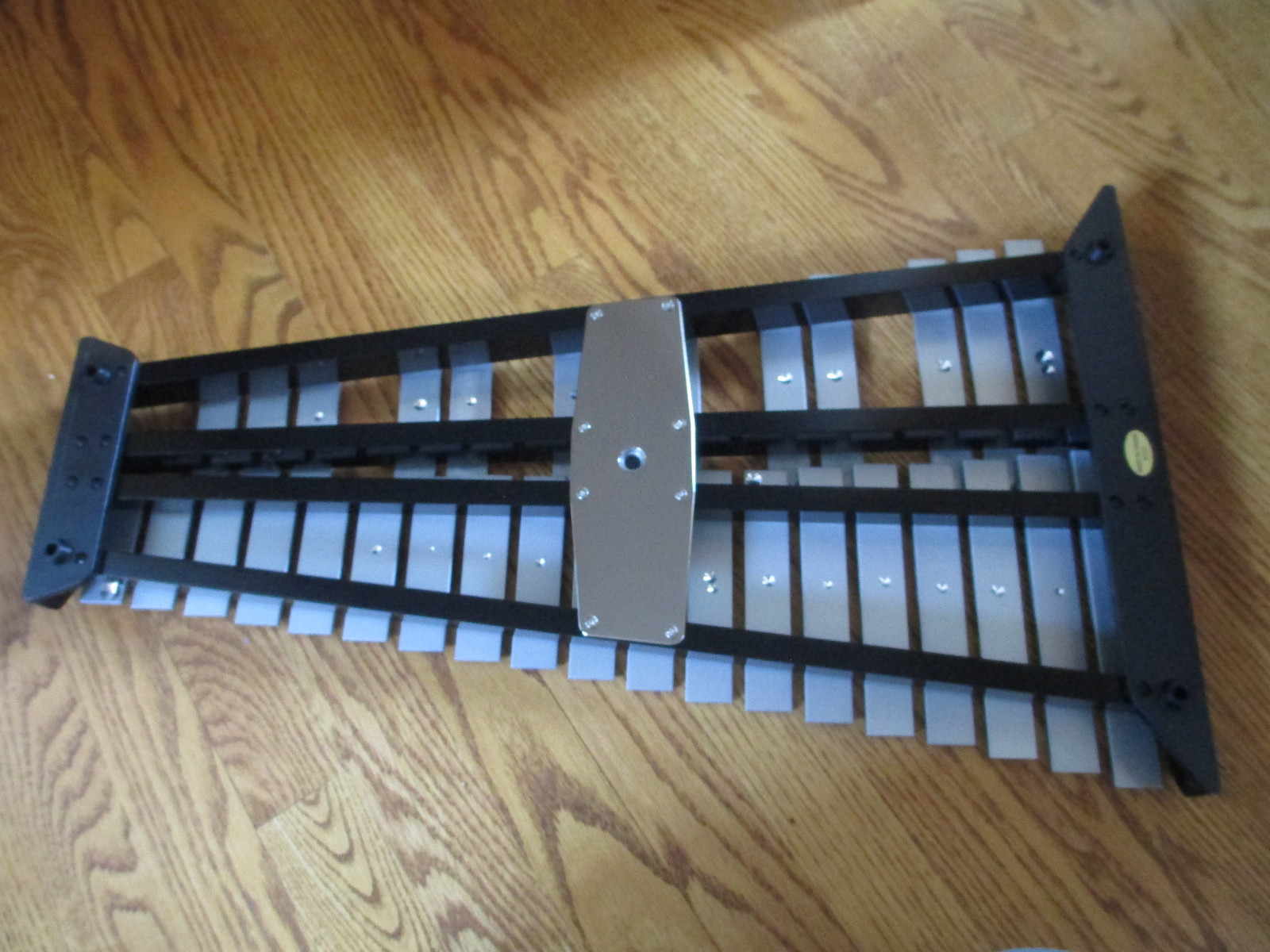 GEARLUX 32 NOTE BELL SET / GLOCKENSPIEL with CARRYING CASE + DRUM PAD + MALLETS