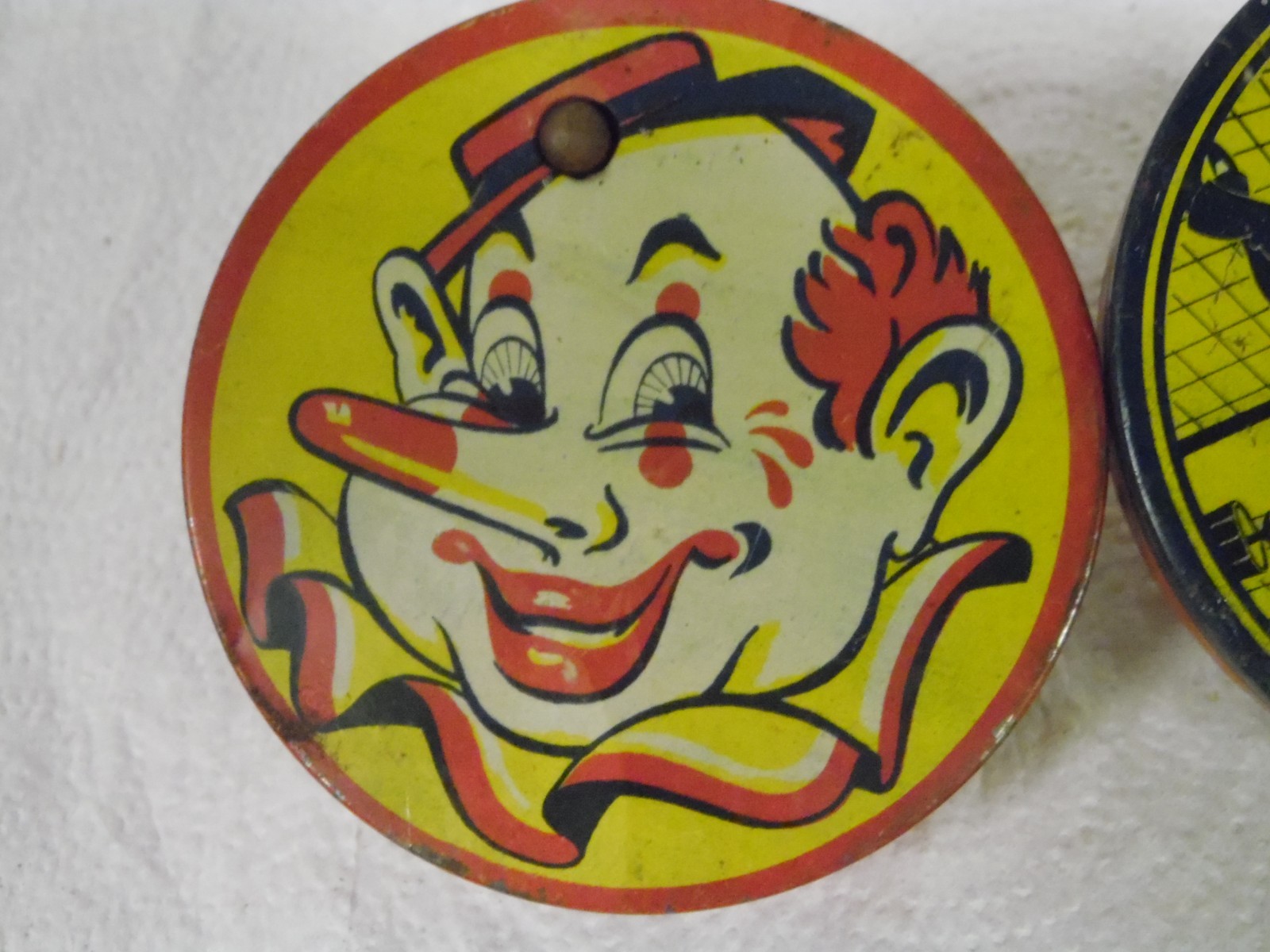 Vintage Tin Litho Noise Maker w/Wooden Handle~ Kirchhof, Newark NJ