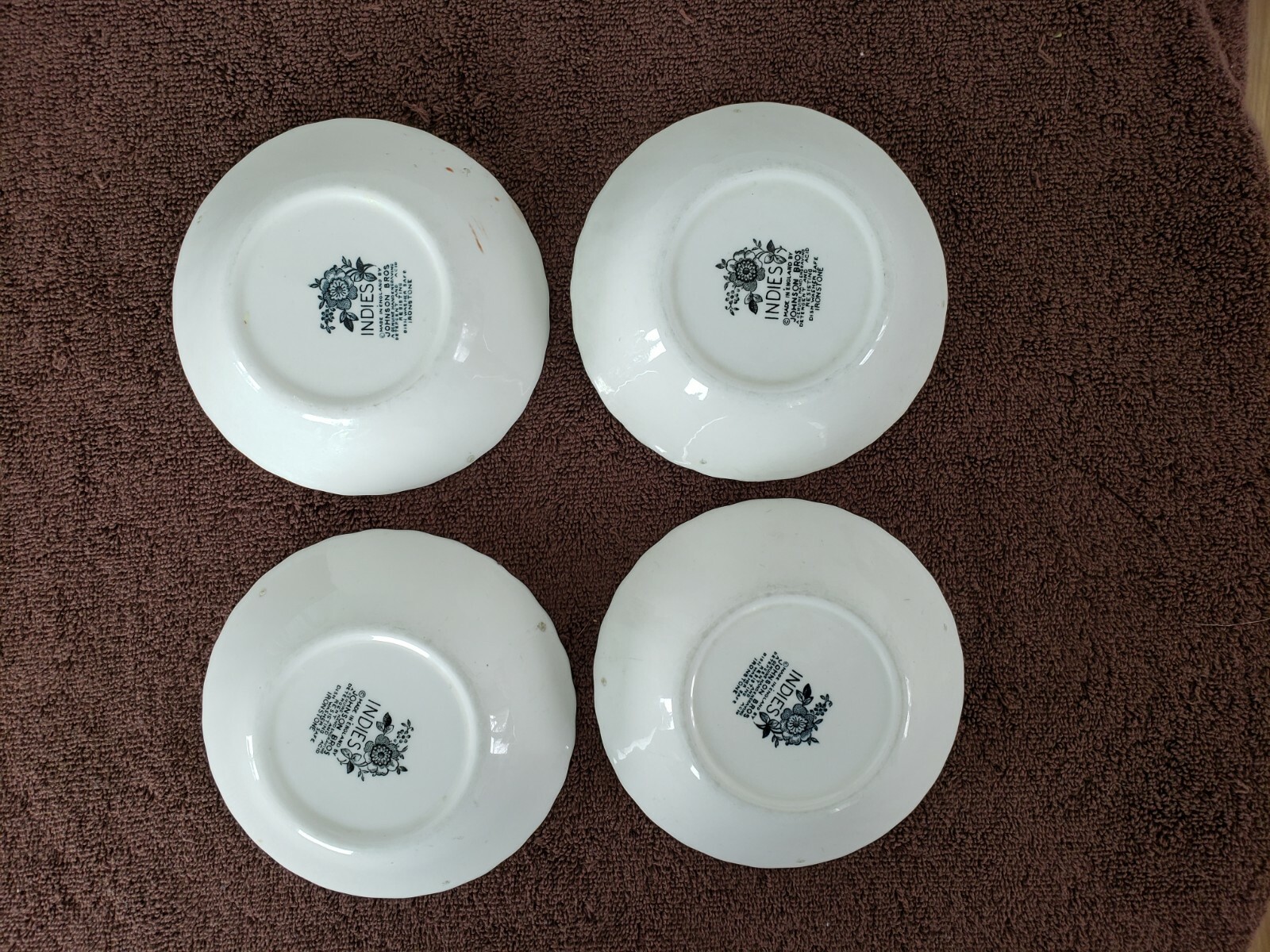 4 Vintage Johnson Brothers England INDIES Ironstone Dessert Bowls Blue and White