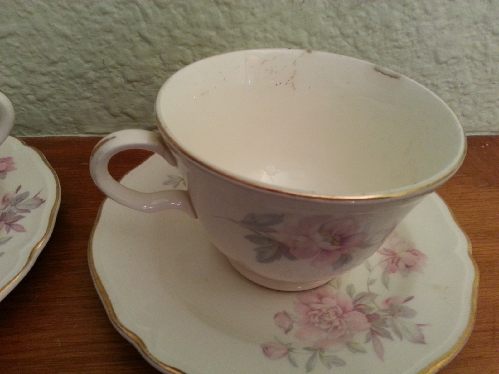 2 Edwin Knowles Cups & Saucers Semi Vitreous, Pink Floral, collectible