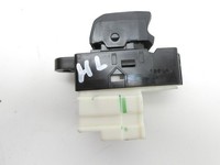 Suzuki Vitara LY 18-24 Fensterheberschalter Schalter Links Hinten Suzuki Vitara LY 18-24 18.07.2019 gebraucht Vorschau 2