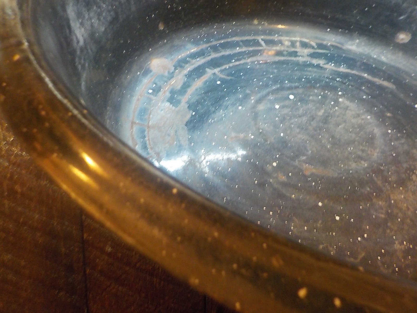 Antique Primitive Country Enamel Granite Ware Basin Blue and White Speckled