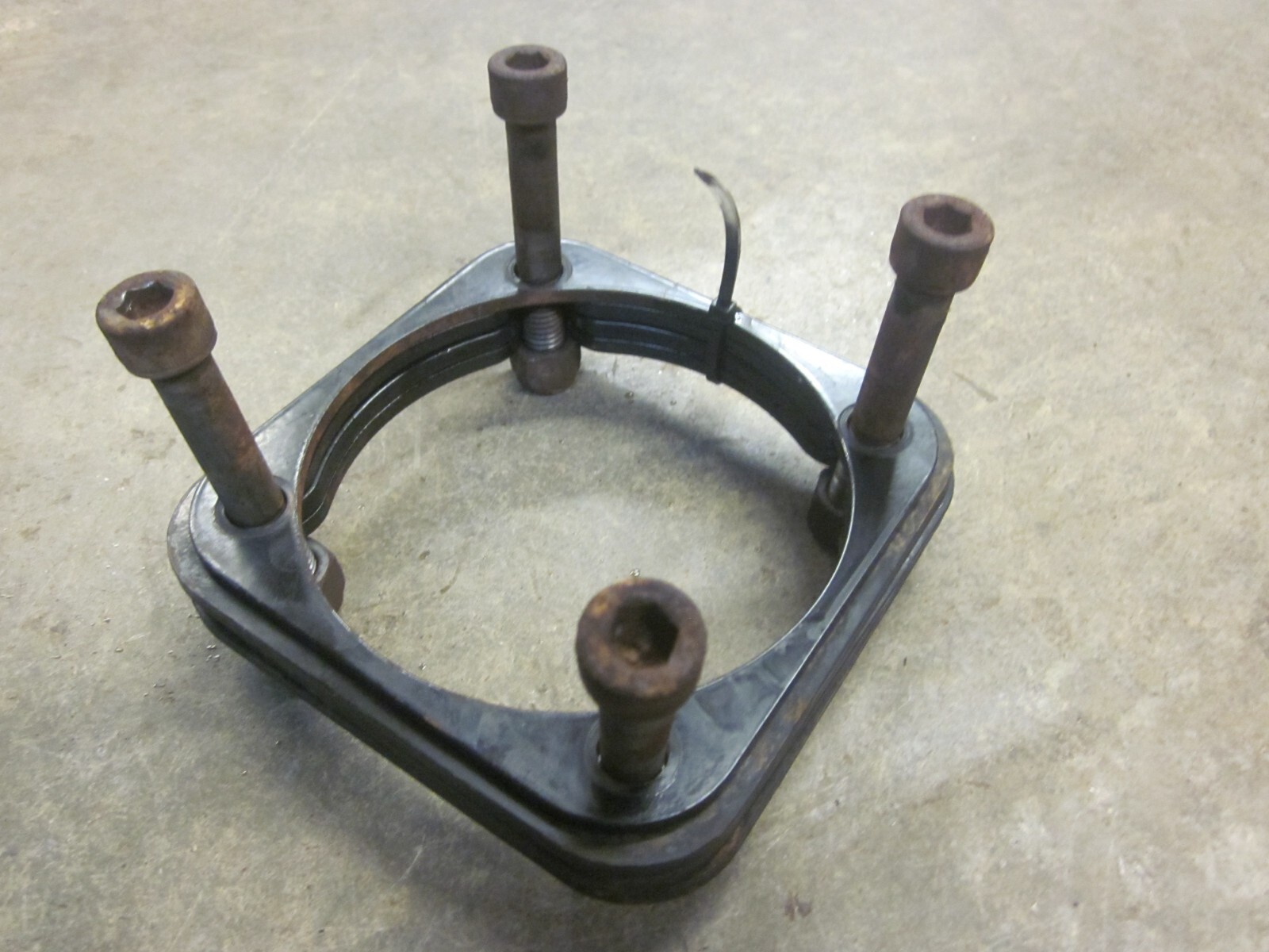 Lesco Z Two Cub Tank 60 Inch Zero Turn Mower Wheel Motor