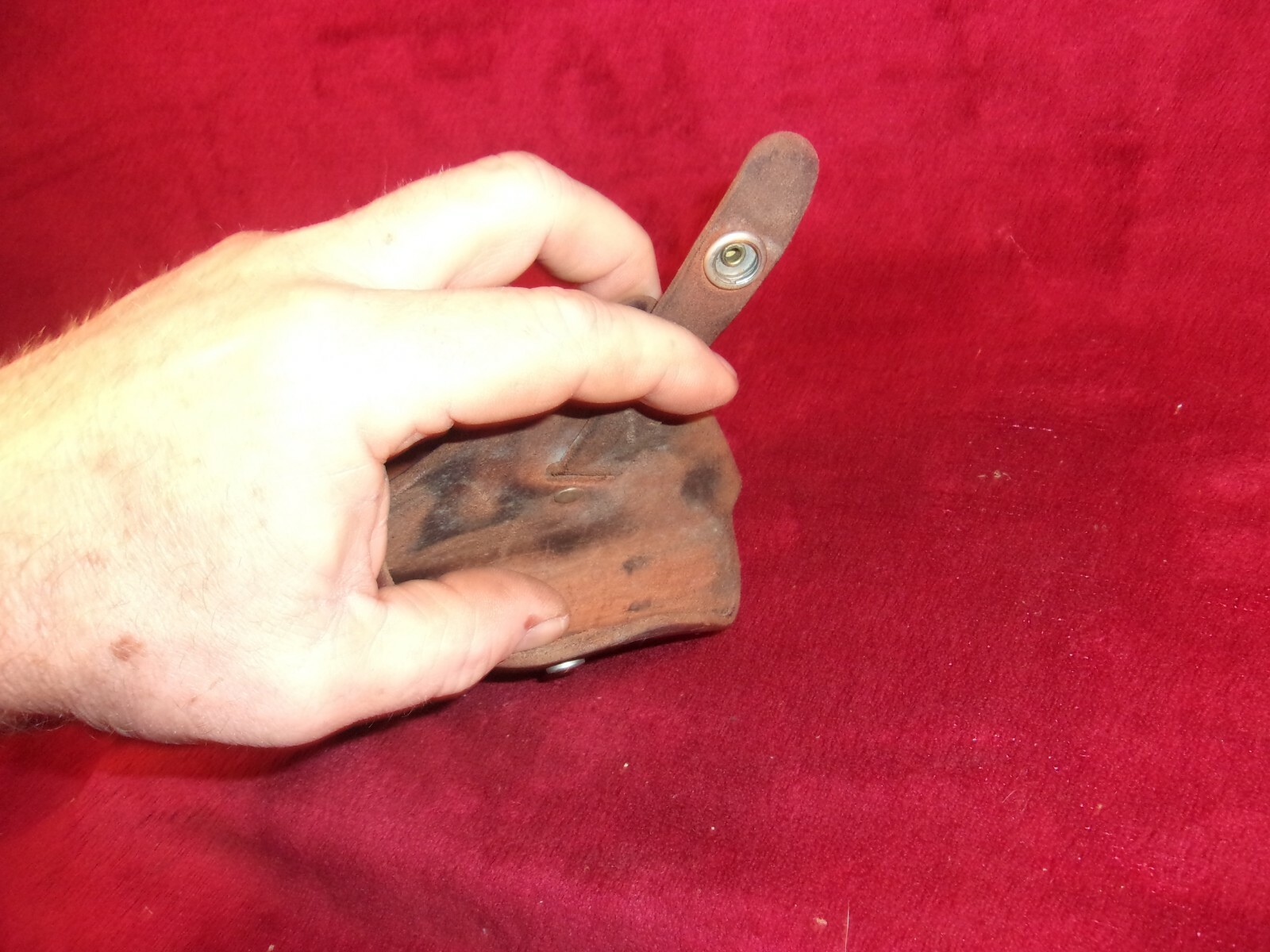 Vintage Brauer Bros. #1132 R  Leather Holster, St. Louis Mo.Still Has Life Left