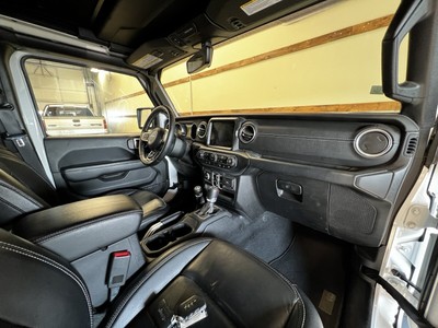 image 9 of interior