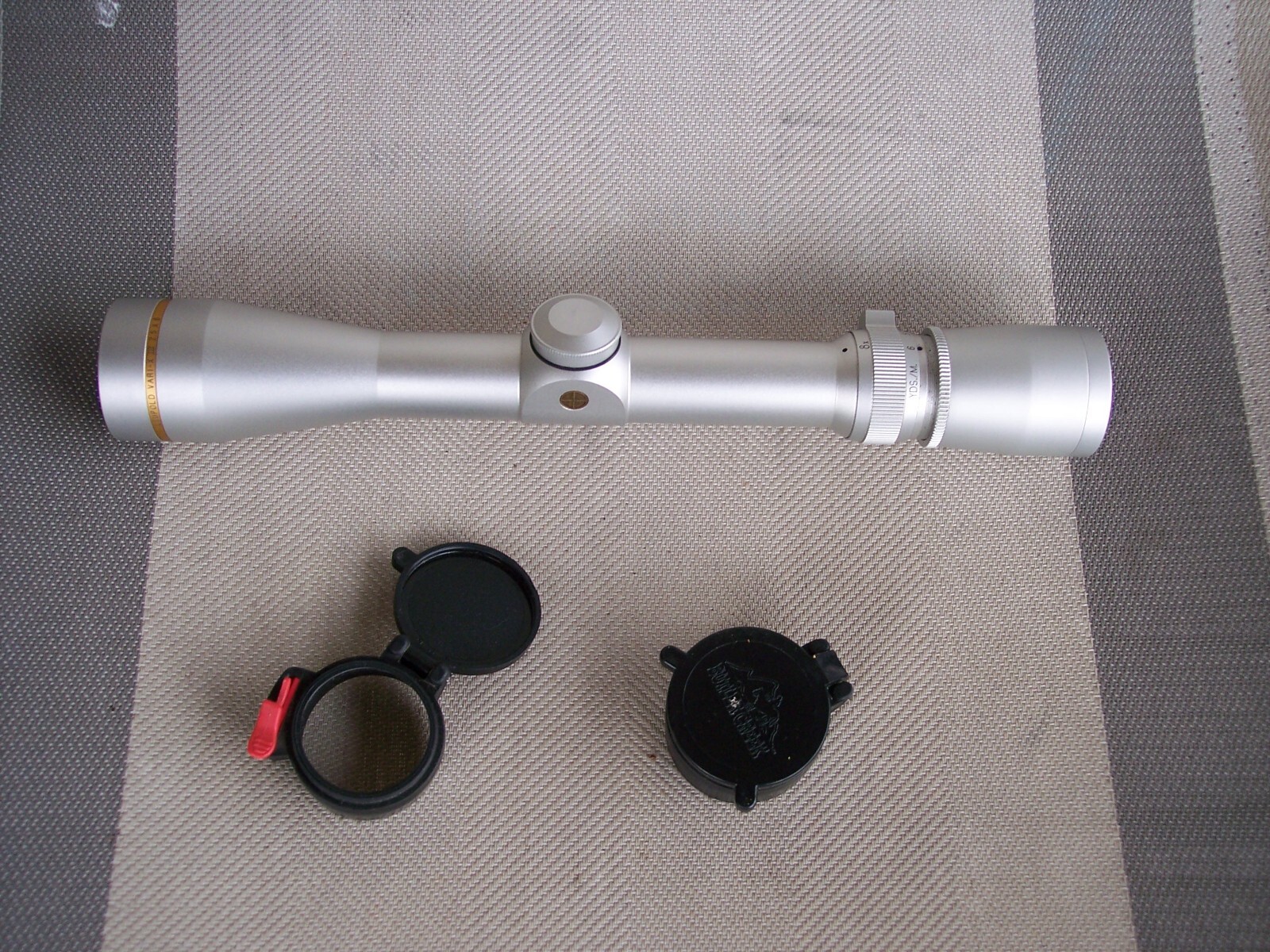 LEUPOLD VARI-XⅡ 3-9×40mm Leupold Vari-X 2 Rifle Scope 3-9x 40mm Duplex Reticle Silver