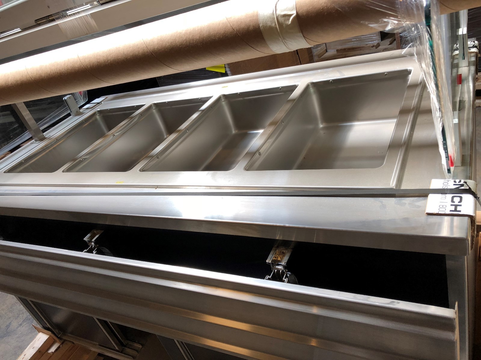 AA01110215 4-WELL MOBILE HOT BAR