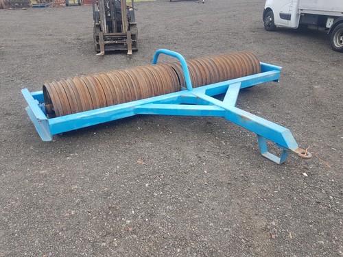 Tractor 10ft Watson Cambridge roller in excellent condition