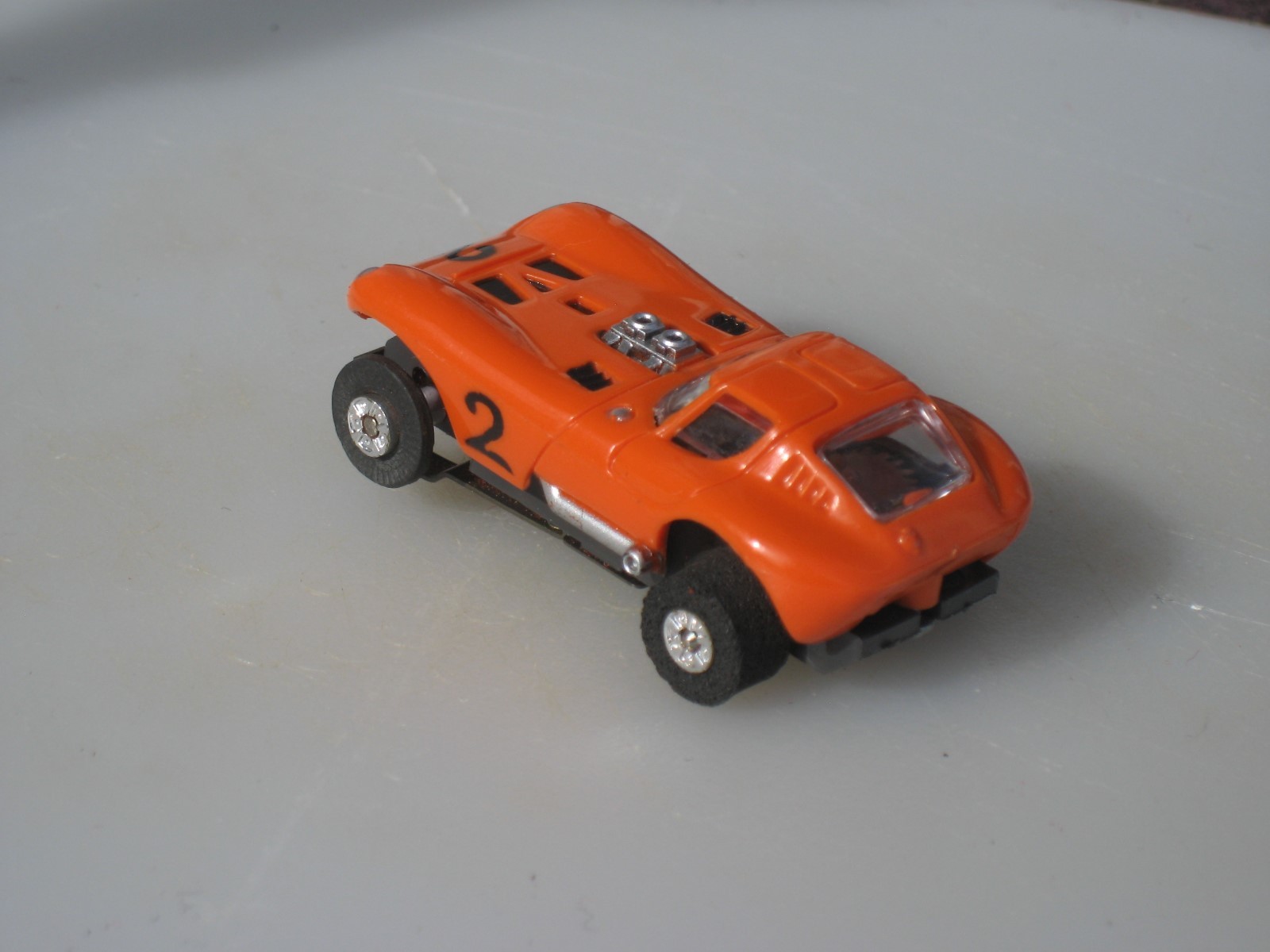 VINTAGE AURORA MODEL MOTORING CHEETAH THUNDER JET HO SLOT CAR WITH CASE