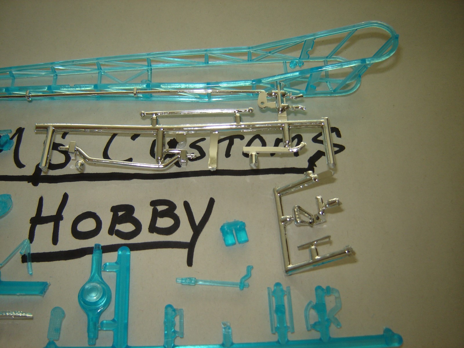 MODEL KIT LOT/PARTS RAIL CHASSIS COCKPIT FRAME SUSPENSION DRAGSTER 1/25 Scale