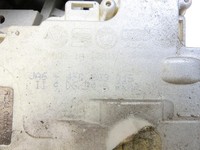 Audi A6 4F C6 05-09 5T Türschloss m. ZV Stellmotor Links Hinten Audi A6 4F C6 05-09 09.03.2004 4F0839015 gebraucht Vorschau 5