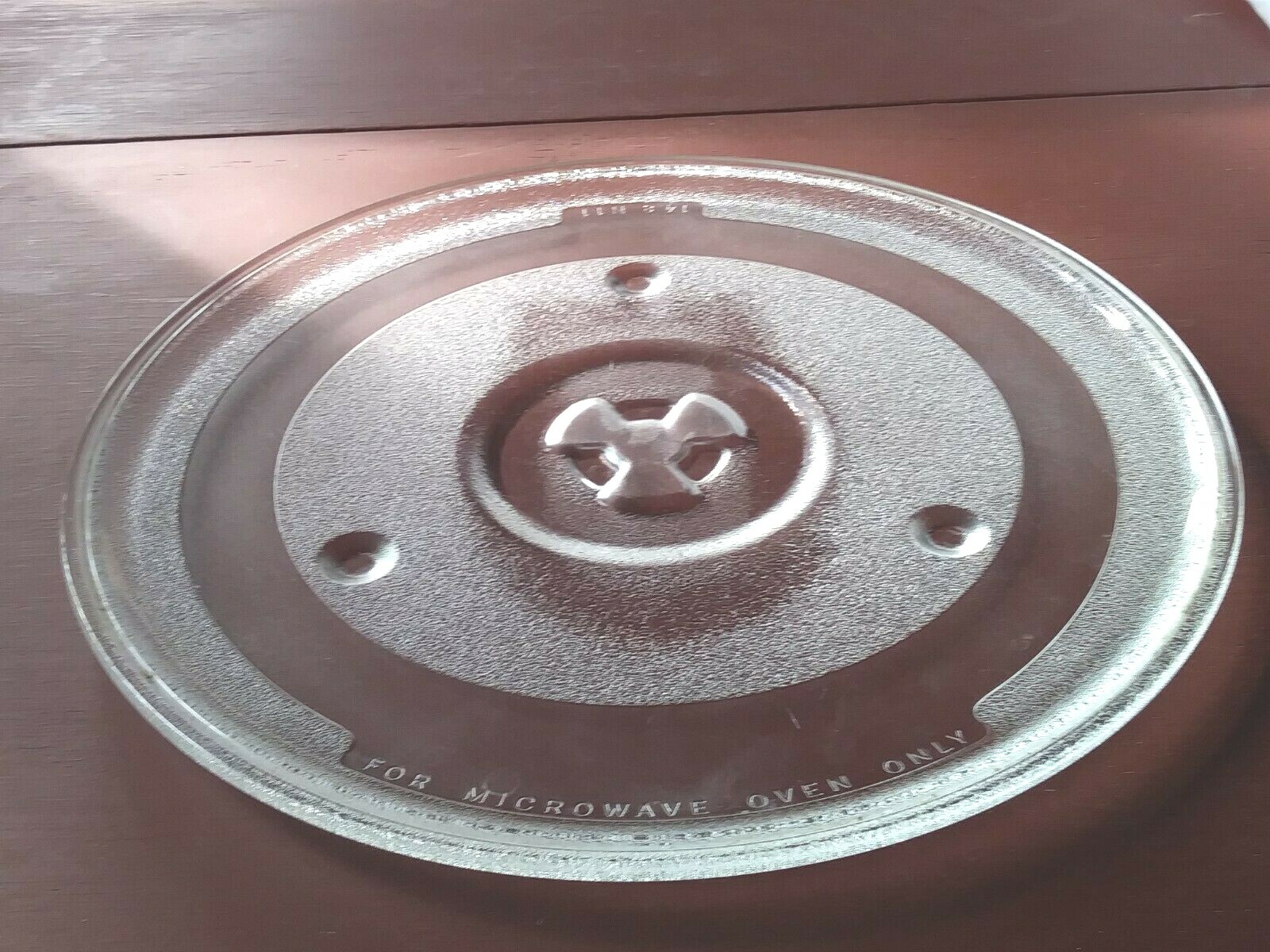 Universal Microwave Turntable Glass Plate With 3 Fixtures, 245 Mm