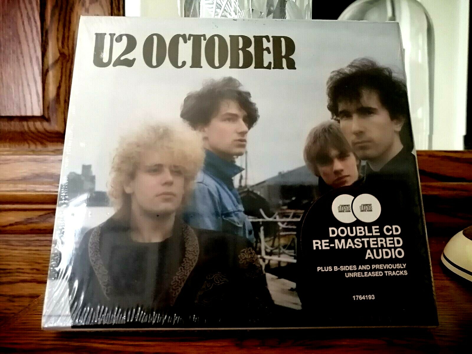 U2 – October, Deluxe 2-CD Set, Island Records – 1764193 (Factory Sealed) U2 – October, Deluxe 2-CD Set, Island Records – 1764193 (Factory Sealed)