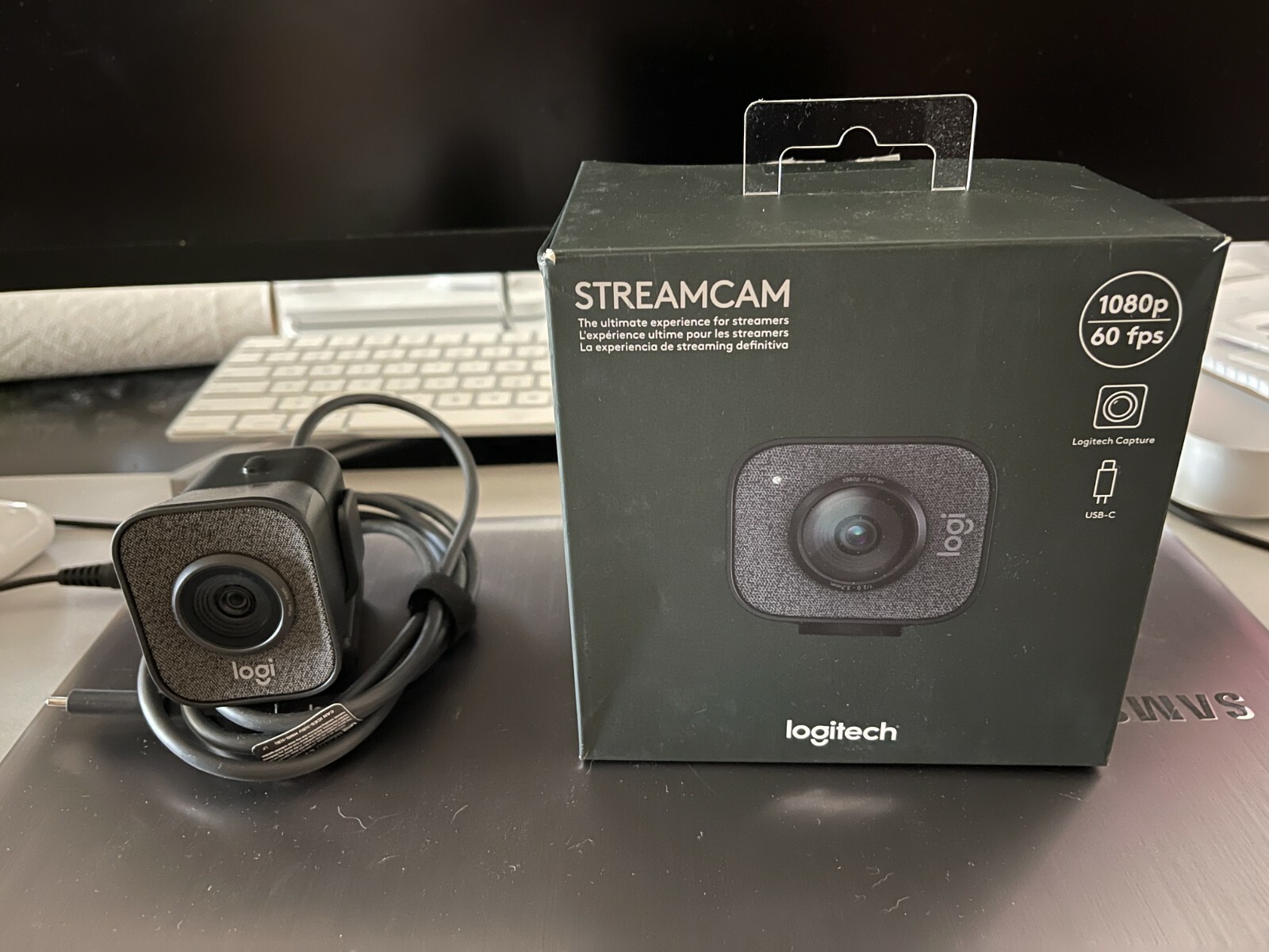 Logitech streamcam graphite. Logitech streamcam graphite