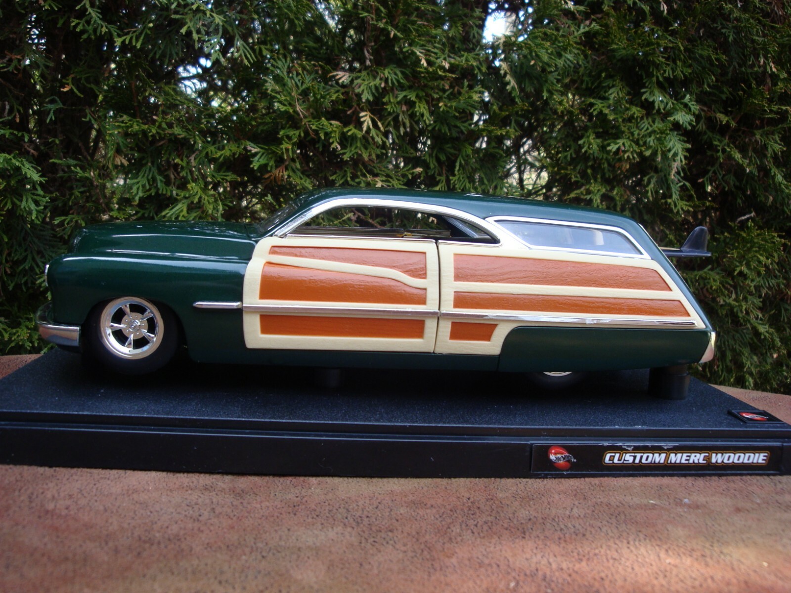 Hot Wheels 1950 Mercury Woodie Die Cast Car- 1:18 scale by