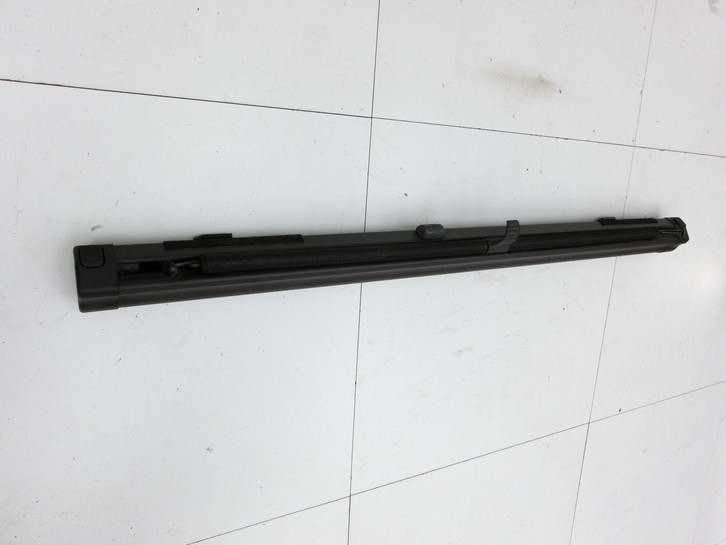 Audi A4 8W B9 15-19 Sonnenschutzrollo Rollo für Tür Hinten Links Audi A4 8W B9 15-19 05.04.2016 8W9861691... Vorschau 3