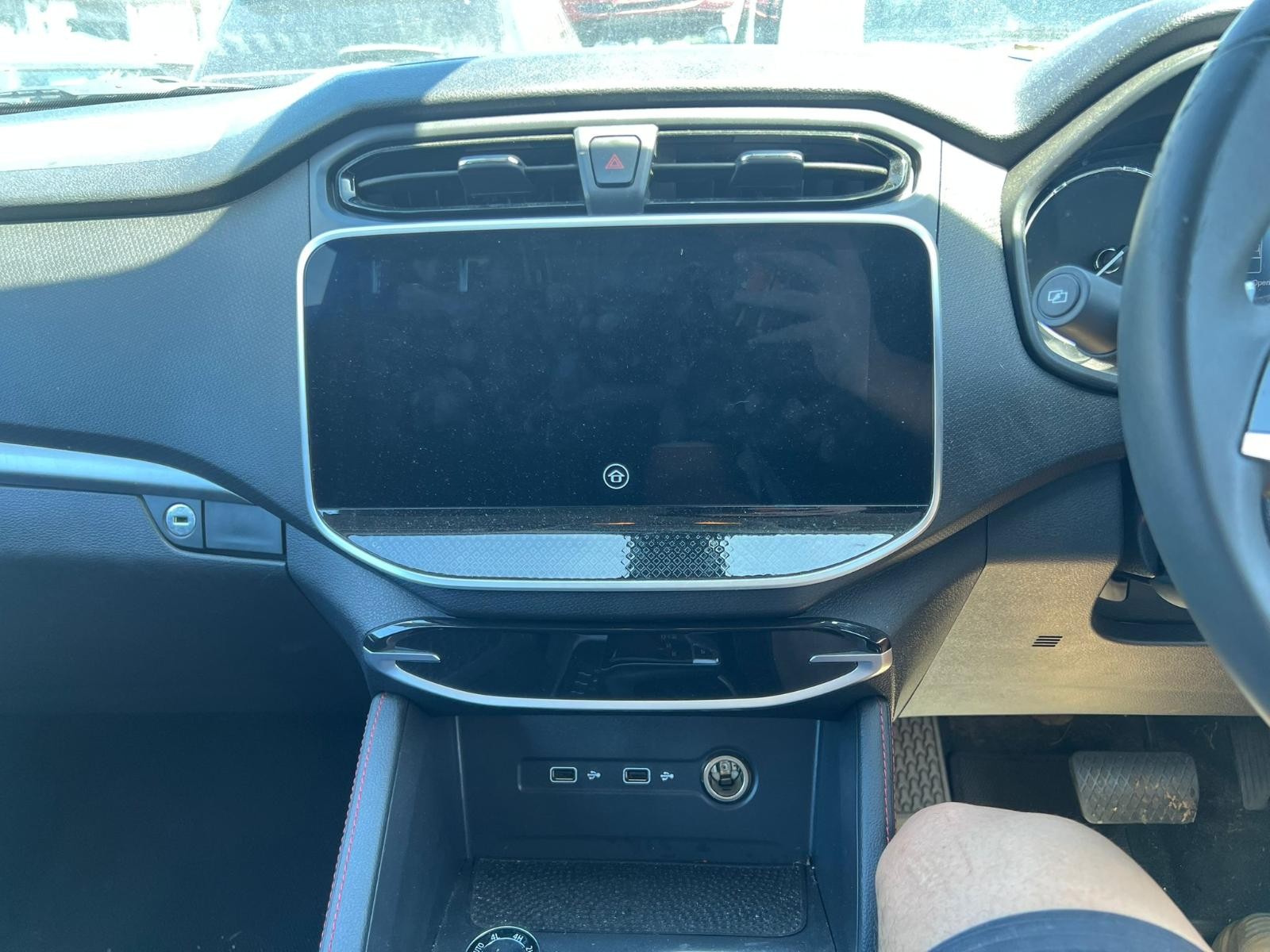 LDV T60 07/2017-2025 LEFT FRONT DOOR TRIM 4 DOOR SK8C - thumbnail 10