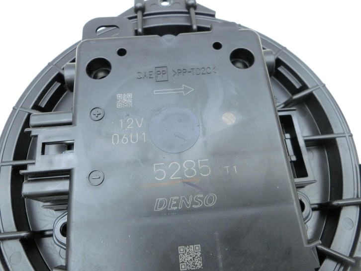 Toyota Prius IV ZVW5 16-19 Gebläsemotor Lüftermotor Heizungsgebläse  - Bild 4