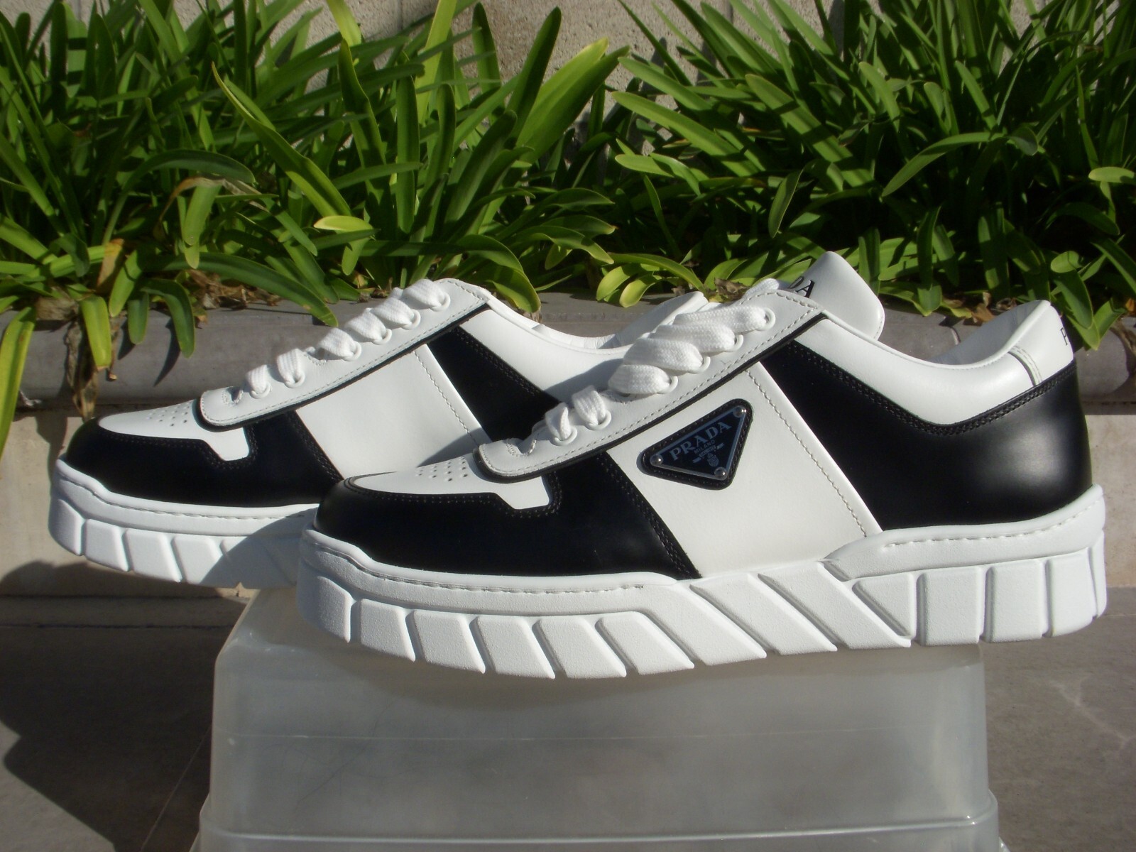 PRADA プラダ　スニーカー　triangle sneaker23.5 PRADA プラダ スニーカー triangle sneaker23.5