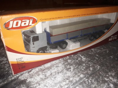 Joal Daf 95 XF Die cast metal scale 1/50 ref 347 with W/Trailer boxed.