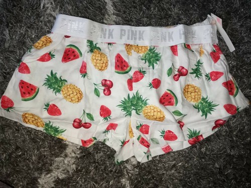 Victoria secret pink sleep Shorts brand new size xs white