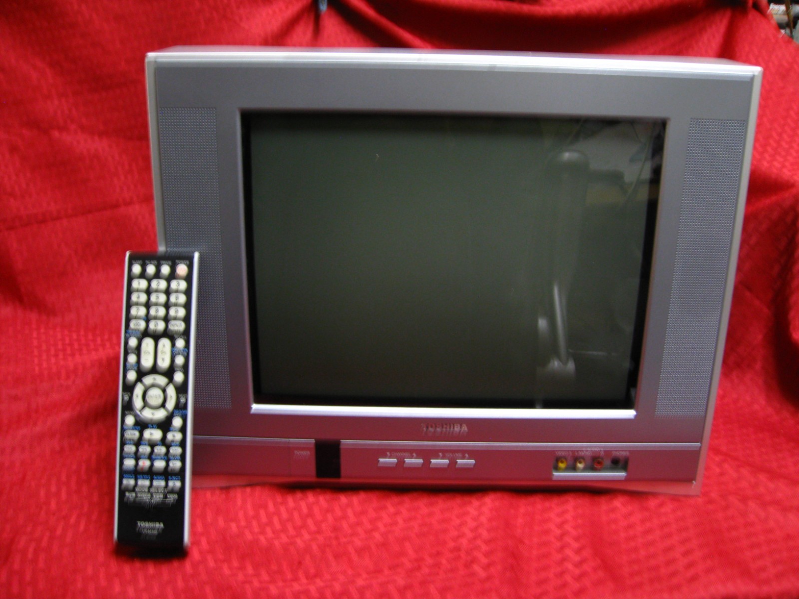 TOSHIBA 赤 14インチ レトロ テレビ Yahoo!オークション -「東芝 レトロ テレビ」(14インチ以下