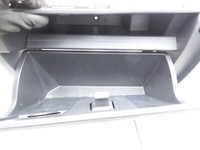 Seat Arona KJ 17-21 Handschuhfach Handschuhkasten Seat Arona KJ 17-21 22.03.2019 6F1857103M gebraucht Vorschau 4