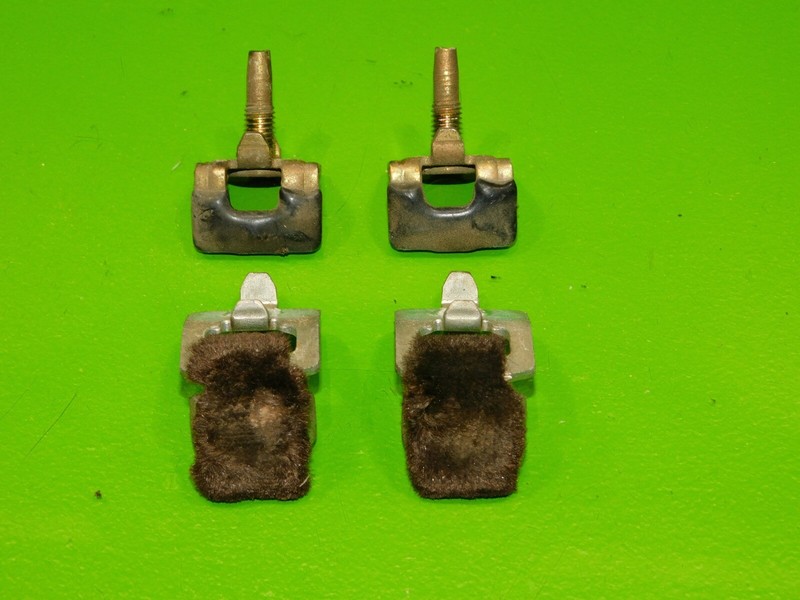 90-93 Integra OEM door glass window bump stops guides L or R
