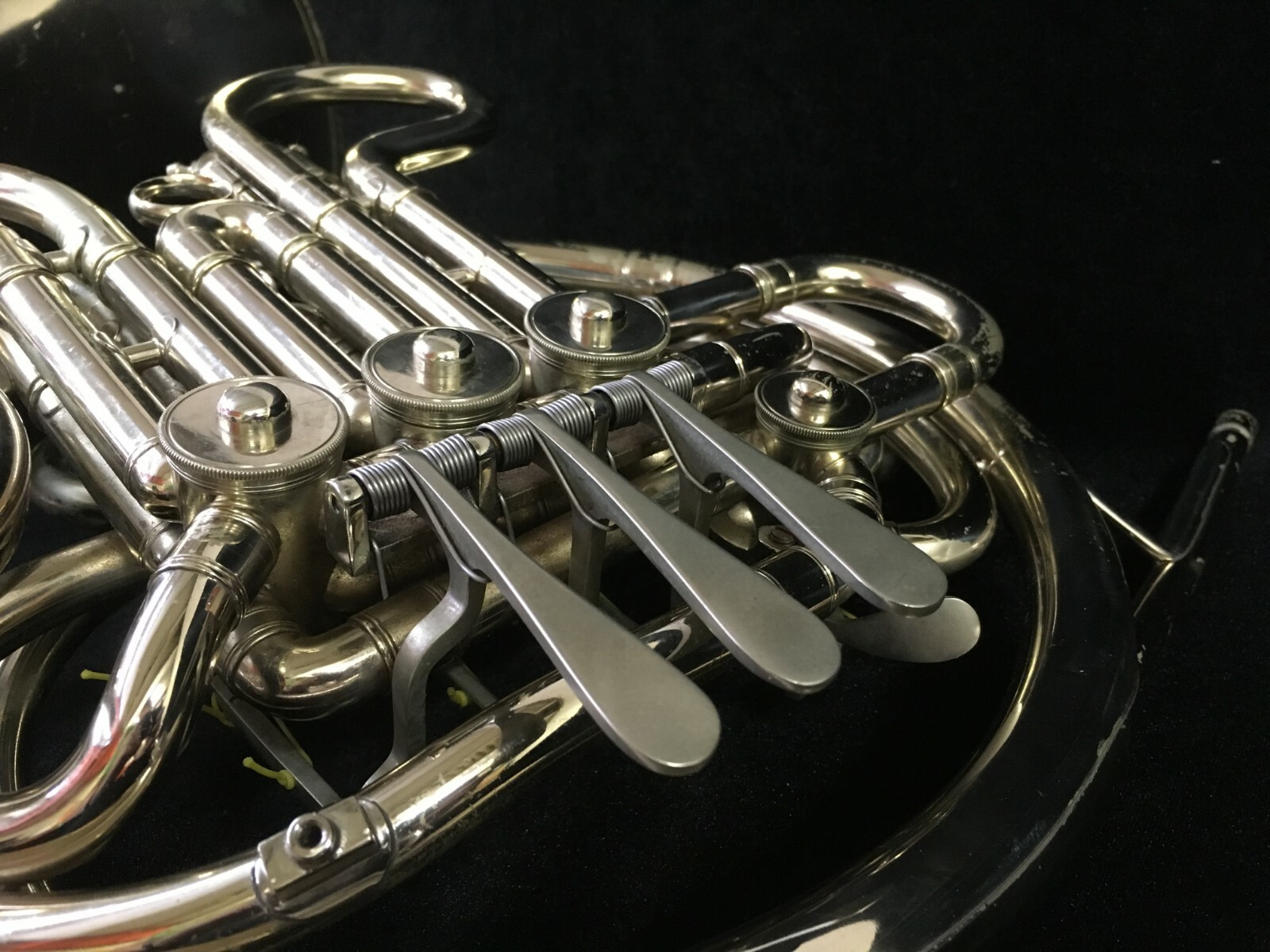 Elkhart Conn 8D French Horn - GREAT CONDITION!