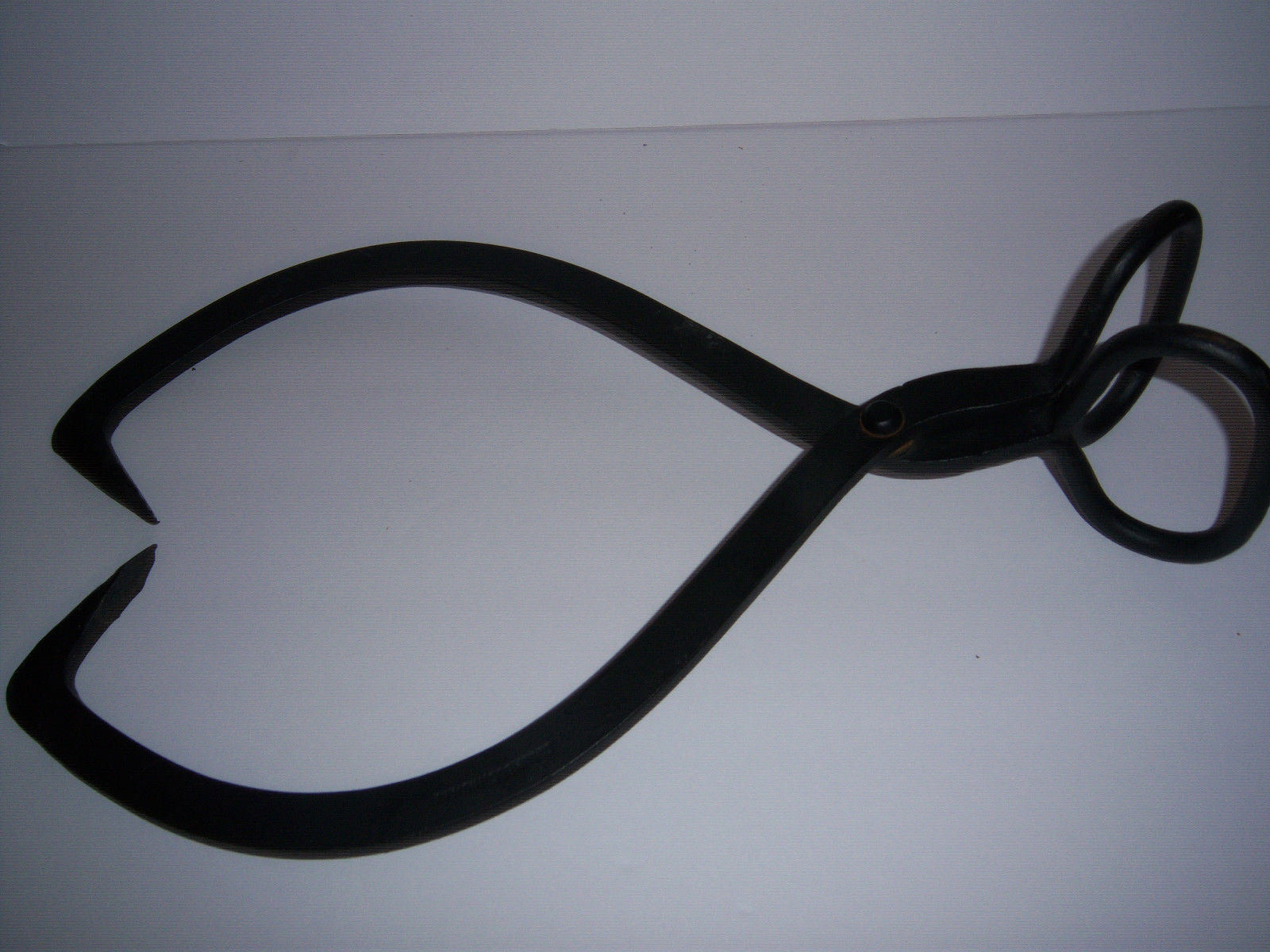 .PRIMITIVE CAST IRON RUSTIC FARM TOOL ICE TONGS