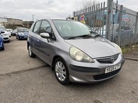 AUTOMATIC 5 DOORS 1.4 PETROL 2004 MOT 10 MONTH DRIVES NICE