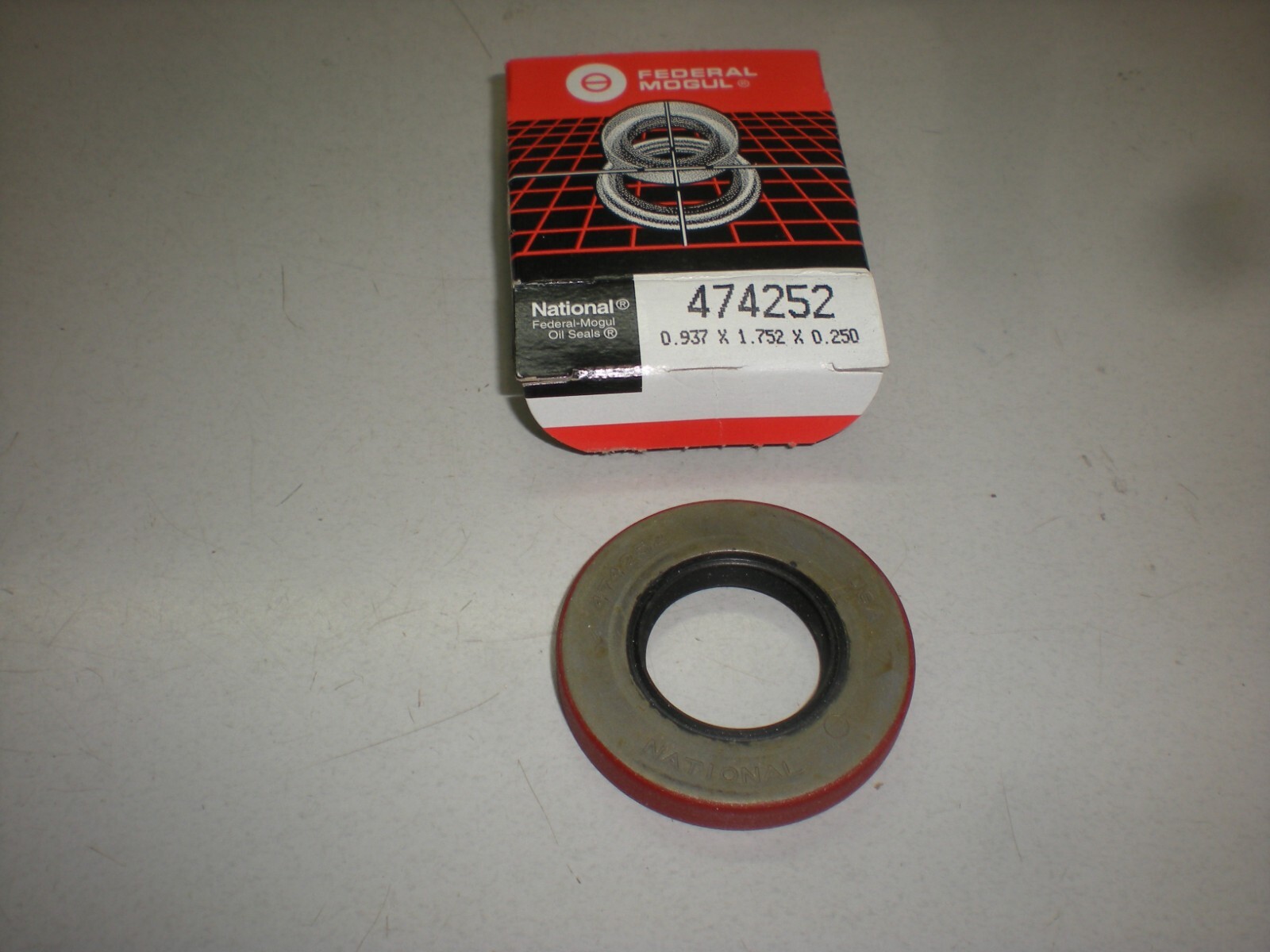 Federal Mogul 474252 Oil Seal - NIP | eBay