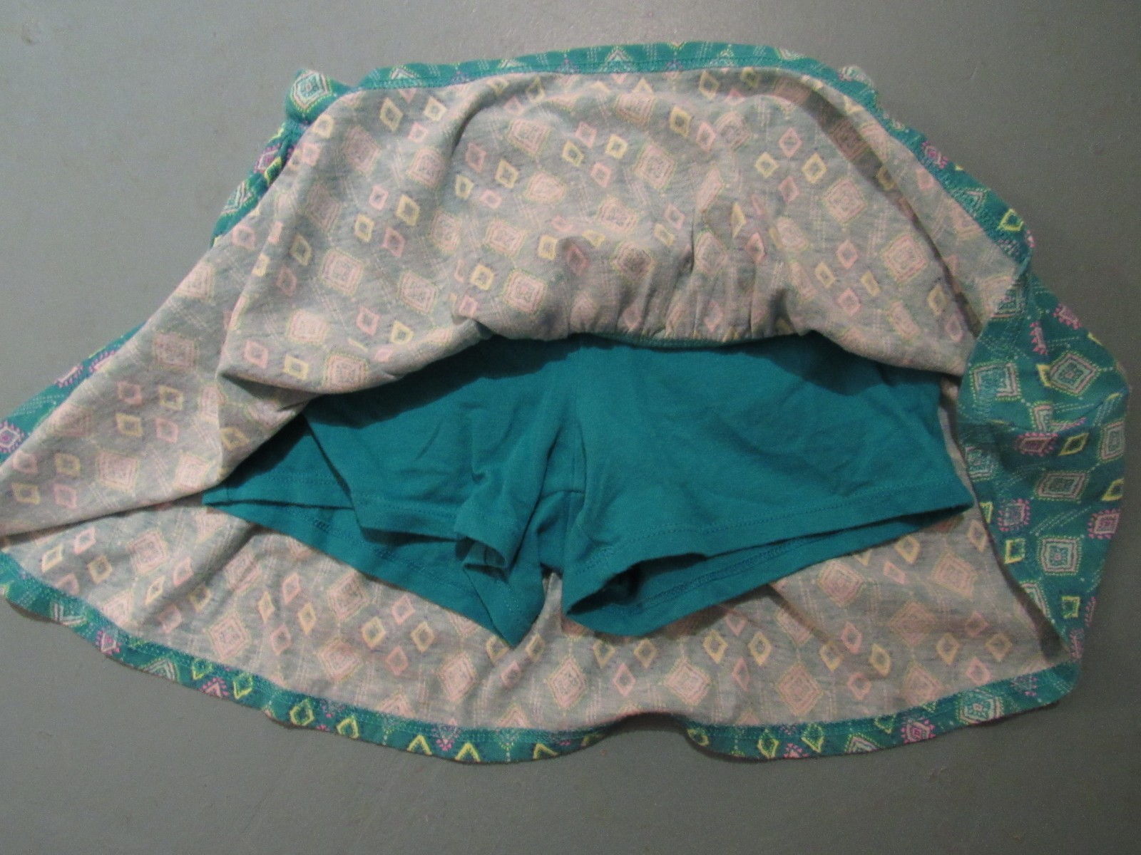 Kids Girls Cat & Jack Skort Skirt Size S (6/6X) Green/Pink