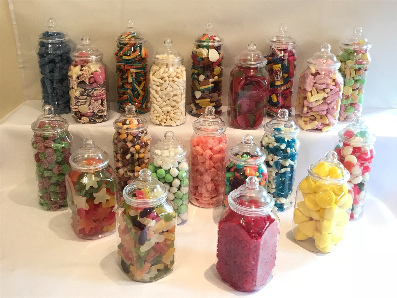 **SLIGHT SECONDS** 20/10 Plastic Sweet Candy Jars Wedding Party Candy