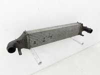 Mercedes W176 A180 12-15 CDI 1,5 80KW Ladeluftkühler Kühler Mercedes W176 A180 12-15 31.10.2013 A2465000100 gebraucht Vorschau 4