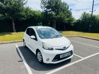 2013 TOYOTA AYGO 1.0 PETROL SERVICE HISTORY NEW MOT