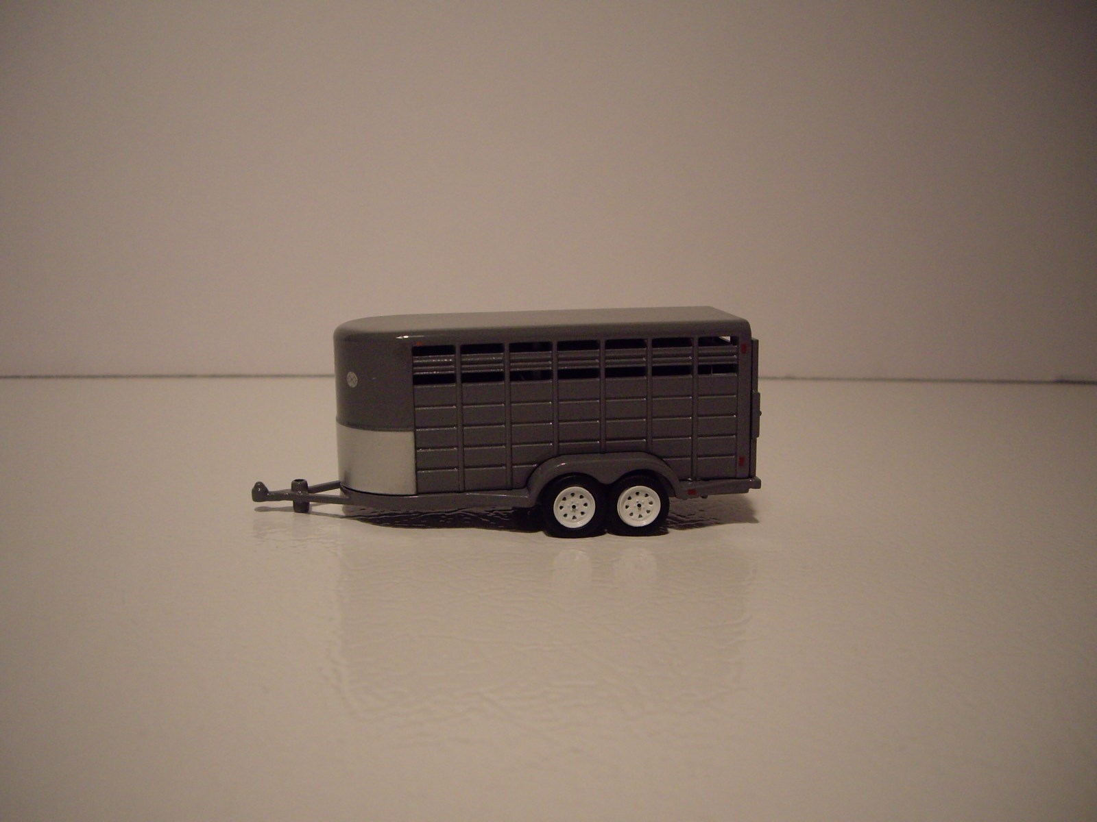 1/64 TOP SHELF REPLICAS GREENLIGHT LIMITED EDITION LIVESTOCK TRAILER DCP TIE